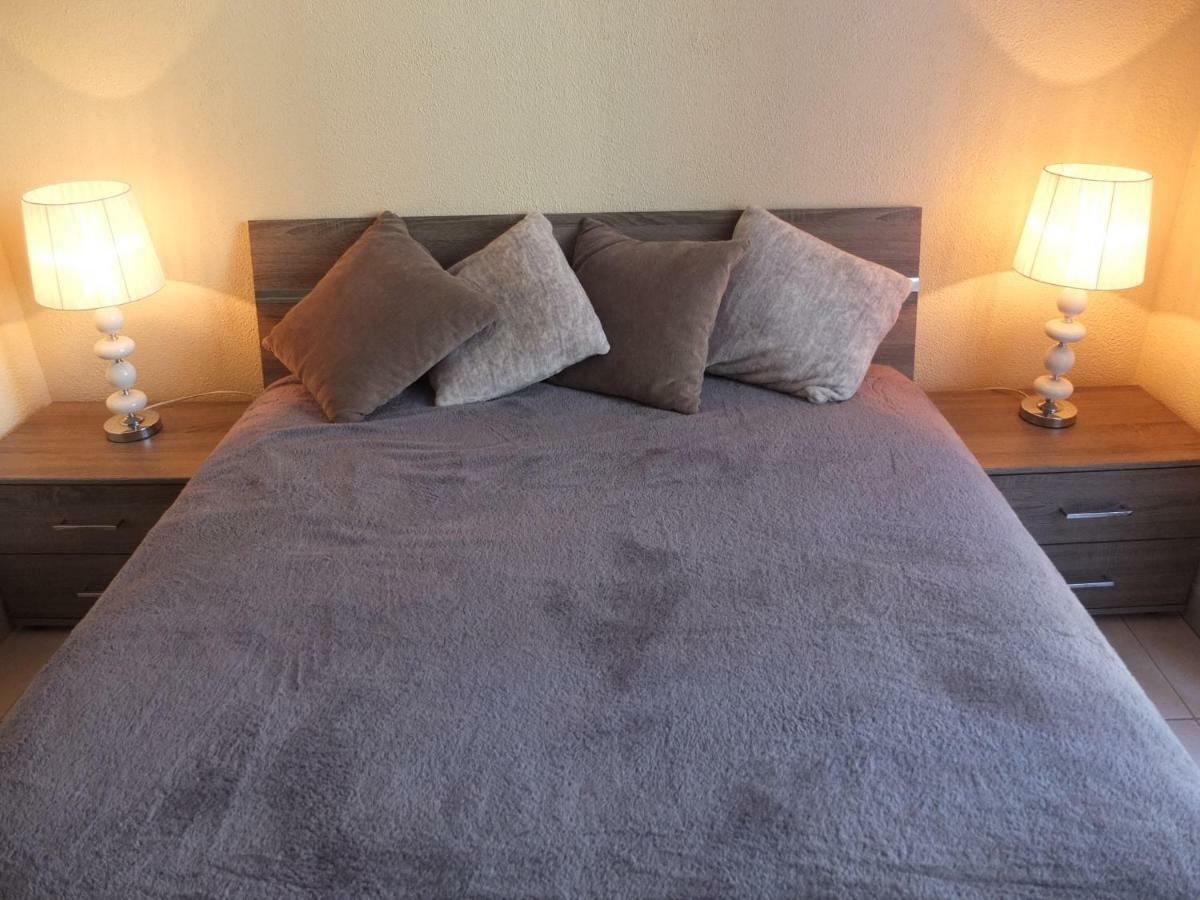 Appartement Le Cernuschi Rdc ม็องตง ภายนอก รูปภาพ