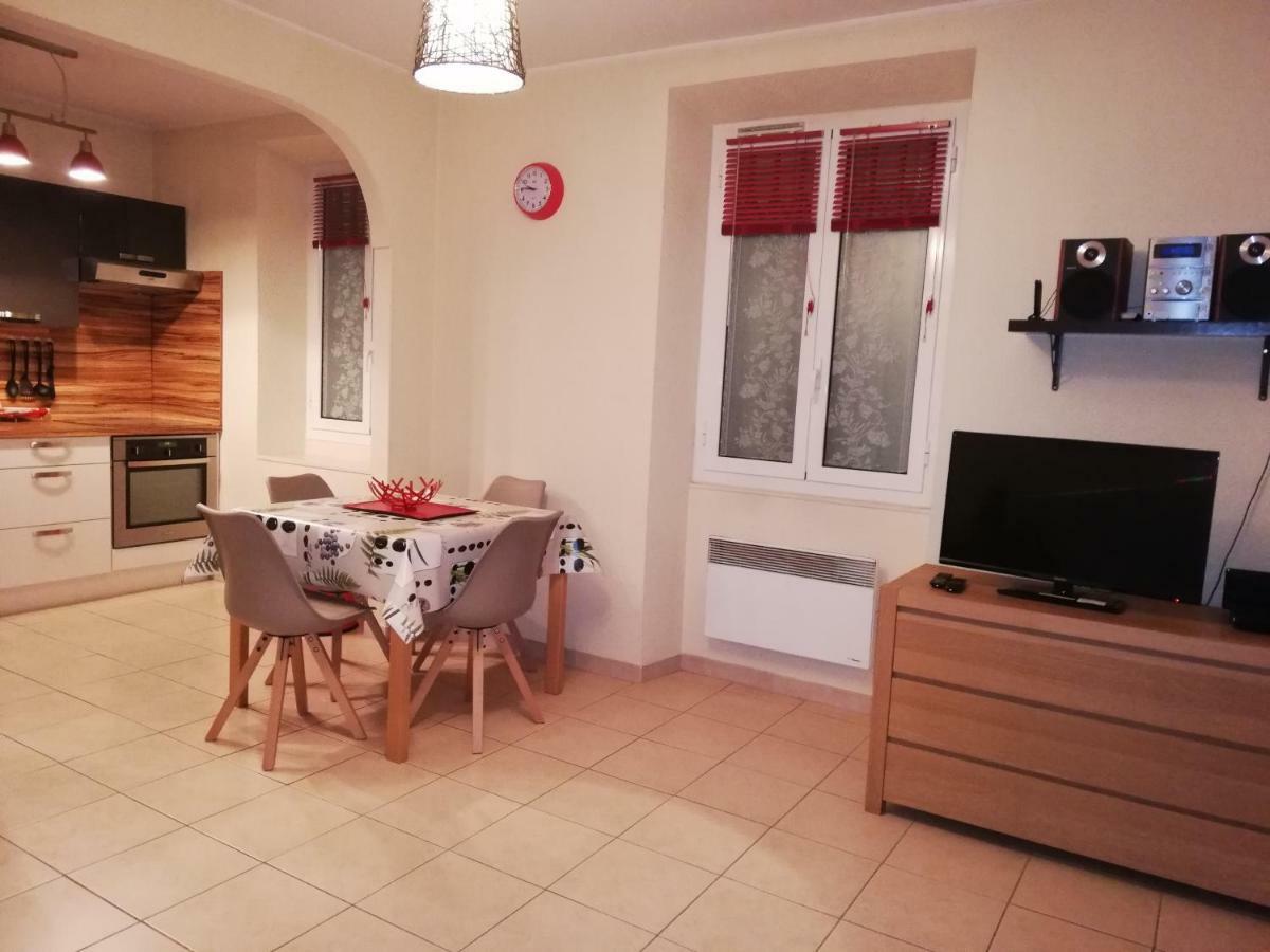 Appartement Le Cernuschi Rdc ม็องตง ภายนอก รูปภาพ